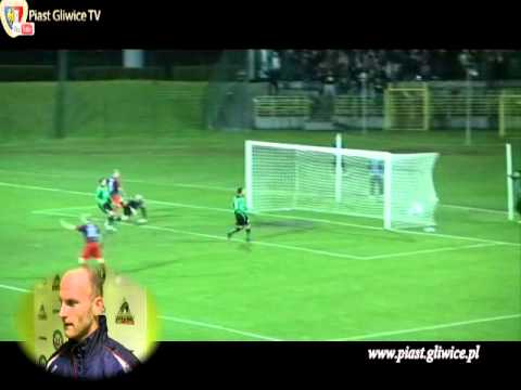 Skrót meczu Górnik Polkowice - Piast 13.11.2010