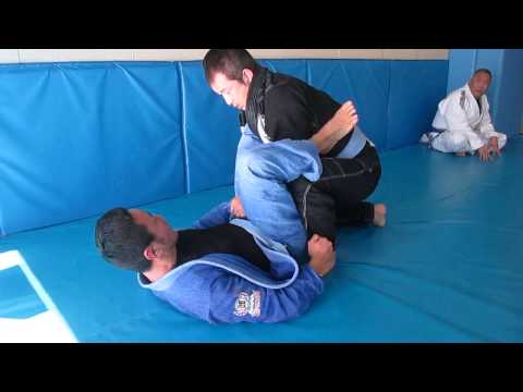 佐藤君ガードから片足タックル!【船橋市・格闘技道場】