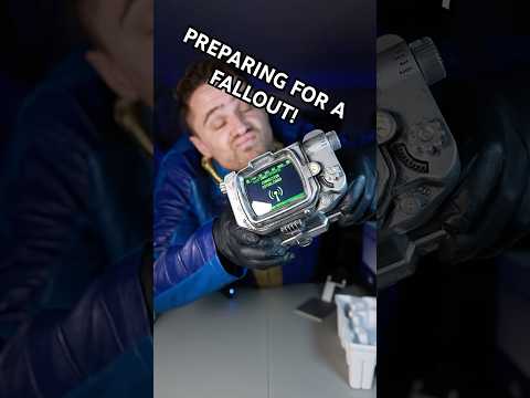 I unbox the WORKING FALLOUT PIPBOY! #fallout #unboxing #cosplay #cosplayer #shorts