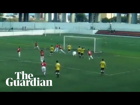 Sacavenense youth footballers score brilliant team goal
