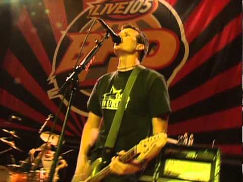 6 - Aliens Exist - Blink-182 live at Mountain View, CA - Jun 18, 1999