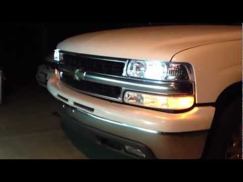 Tahoe / Suburban 2000-2006 Depo headlights with HID lights from outside