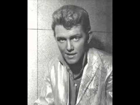 I'm a Moody guy. ( Live ) Shane fenton and the Fentones