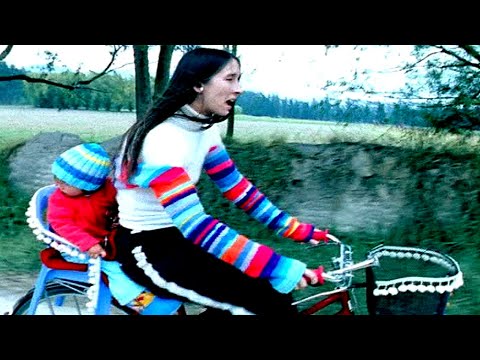 Andrea Echeverri - A Eme O (Video Oficial)