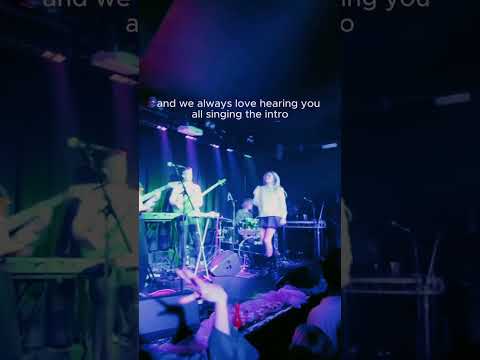 We'll never get bored of hearing you sing along to this intro... #livemusic #singalong