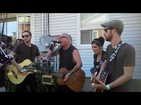 Tim Timebomb And The Interrupter   Into Action (acoustic) mp4