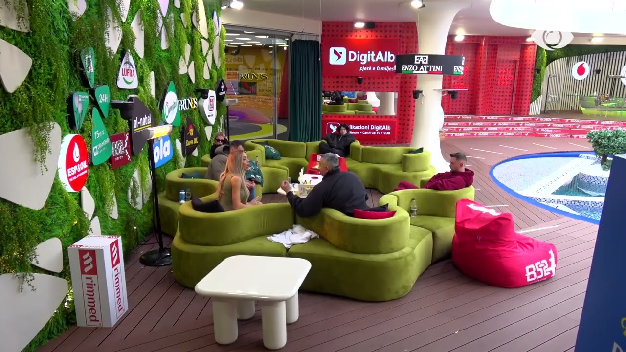 Kokë më kokë do dalësh për finale me mua/ Rogerti debaton me Brikenën