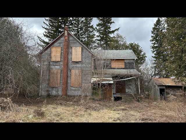 I made a terrifying discovery at this Super creepy ABANDONED house (found grave stones!) SDDEFAULT Thumbnail