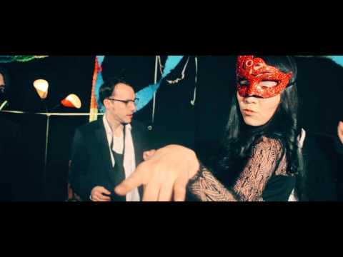 JUNE COCÓ - THE PARTY (Official Video)