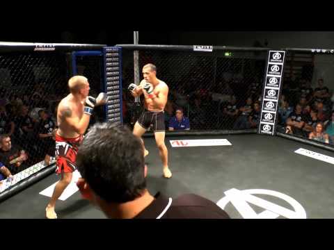 Eternal MMA II - Fight 9 - Mark Small VS Jason Preece