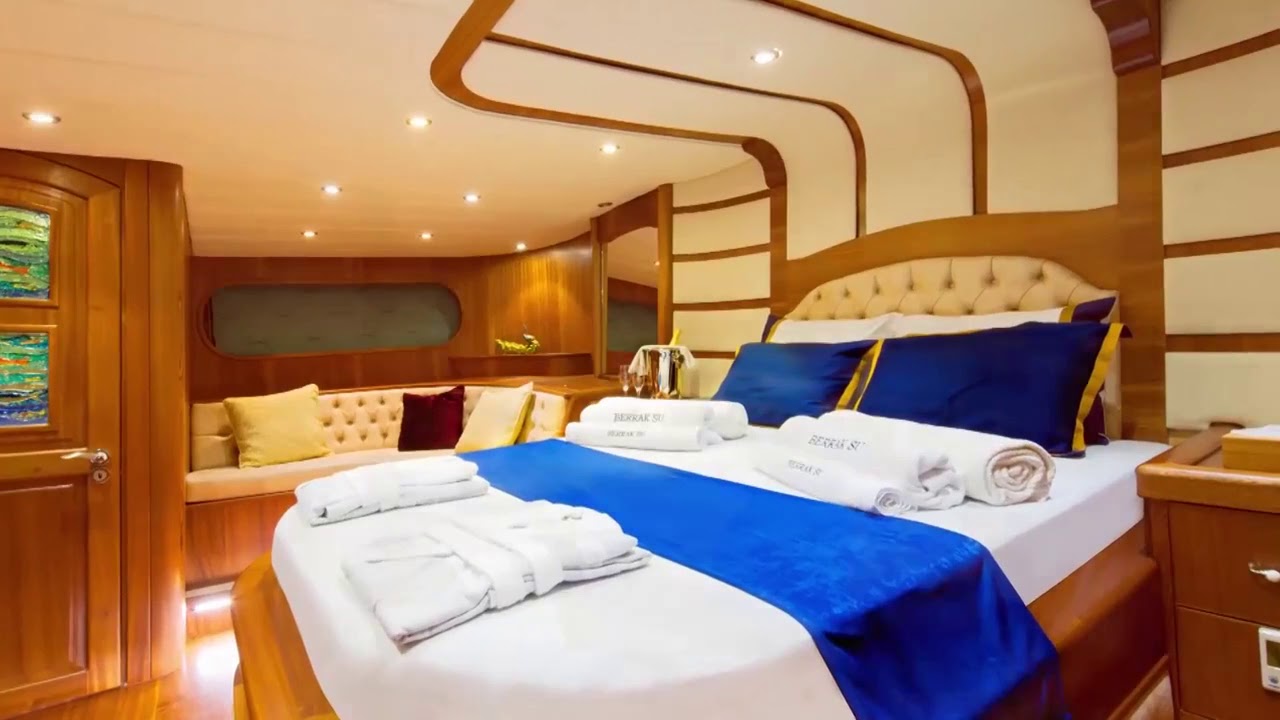 Yacht Video
