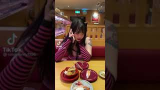 スシローに露出狂 #tiktok #モデル #乳