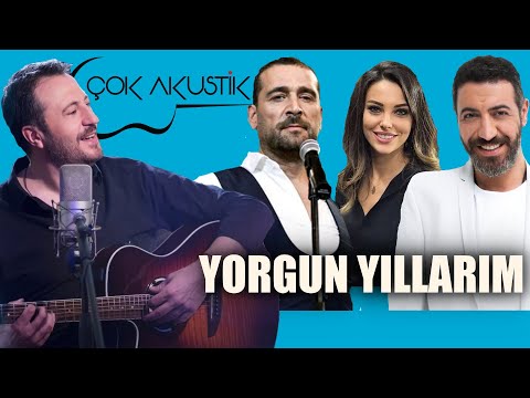 Ümit Yaşar "Yorgun Yıllarım" diyor, Hakan Altun eşlik ediyor! #ÇokAkustik   bölümün tamamı TV+'ta!