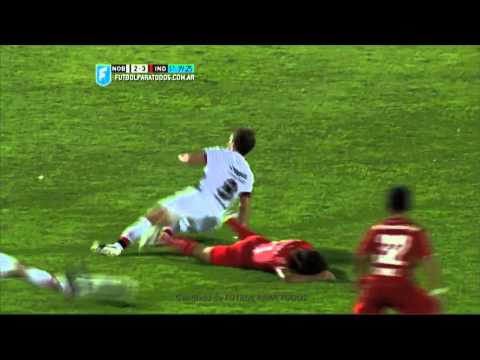 Expulsión de Bernardello. Newell's 2 - Independiente 3. Fecha 1. Primera División 2015. FPT