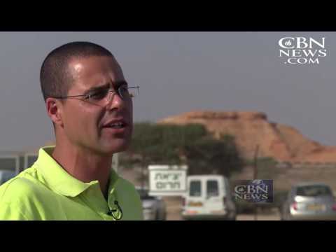 Jerusalem Dateline: 8/4/17 How the Dead Sea Is Giving Life