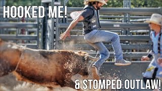 OUTLAW GETS ON BAXTER - Rodeo Time 77