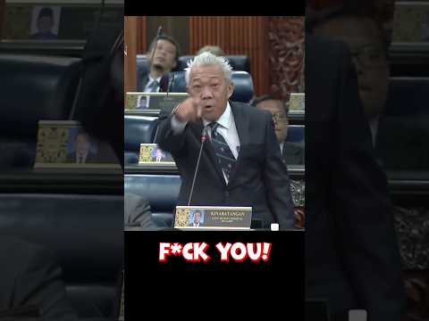 This is a country where we speak English. F*ck you! #savage #funnyvideo #donaldtrump