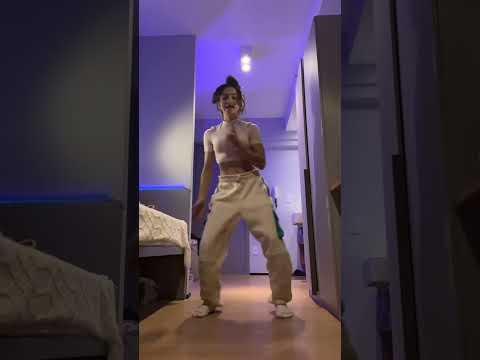 Em quarto paredes 🇧🇷 dancinha (toma toma)