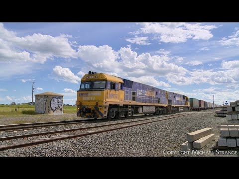 4PM4 Pacific National Steel & Container Freight Train (6/11/2022) - PoathTV Australian Railways