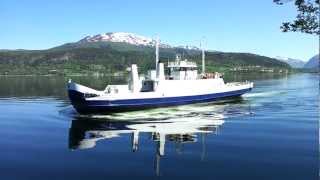 preview picture of video 'RØKKUM - KVANNE FERRY NORWAY 27 MAI 2012.mp4'