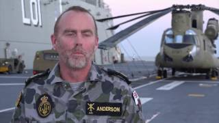 CH-47F Chinook trials on HMAS Adelaide
