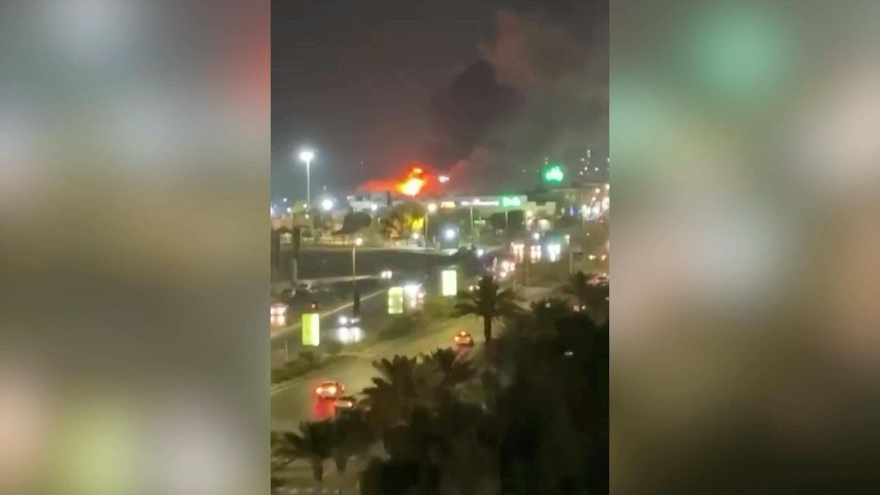 Video | US launches fresh strikes on Iranian military targets | AFP