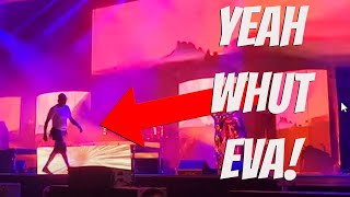 This dude gives zero f**ks about the Rob Zombie show.