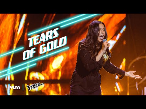 Nisrine - ‘Tears of Gold’ | Liveshow 2 | The Voice van Vlaanderen | VTM