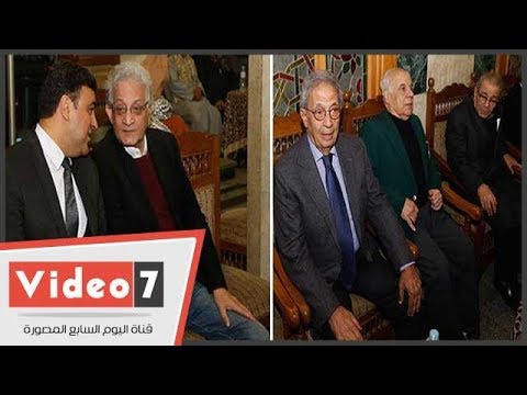 نقيب الصحفيين وضياء رشوان ونبيل الحلفاوى وعمرو موسى وفاروق حسنى فى عزاء صلاح عيسى