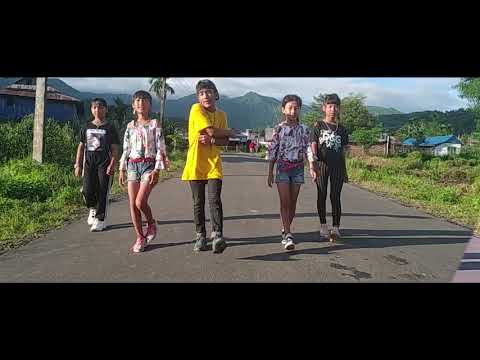 Prashamsa Shrestha - Current Lagla ft. Girish Khatiwada Cover video by nali phungwa group