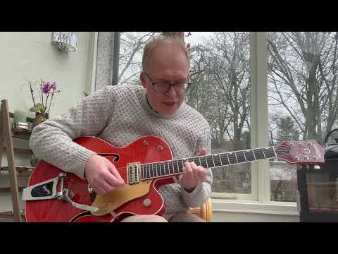 The Triad Secret Every Rockabilly Guitarist Needs to Know