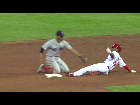 BOS@STL: Sierra steals his first bag in the majors