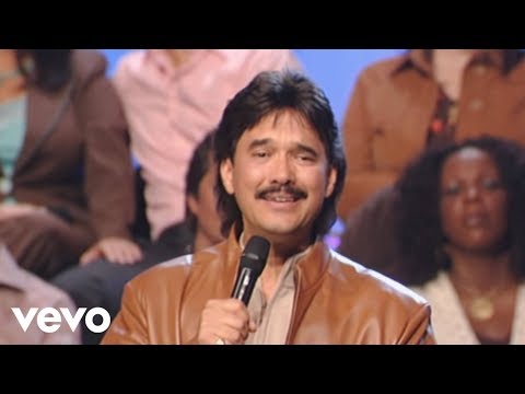 Bill & Gloria Gaither - Midnight Cry [Live] ft. Ivan Parker