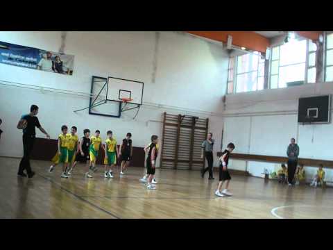 A.C.S.VIITORUL BUCURESTI LA C.MUN. BUCURESTI: CSS 4 - ACS VIITORUL SCOR FINAL 25-28