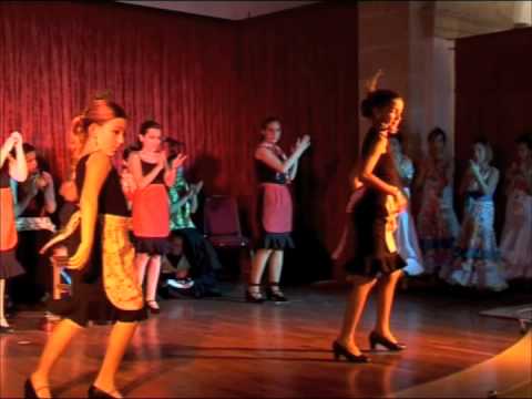 664 Araceli Arias Academia de Baile.