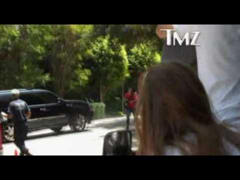 Transport de Michael Jackson vers l'hopital