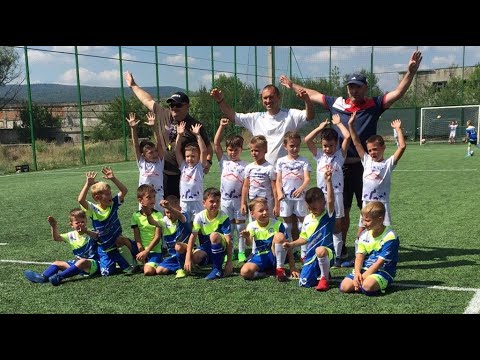 Real Jr. Vaslui - Pumas Iasi 2013 (alb) 8-8, plus serie de penaltyuri.