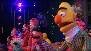 We Wish You a Merry Christmas - Mormon Tabernacle Choir and Friends