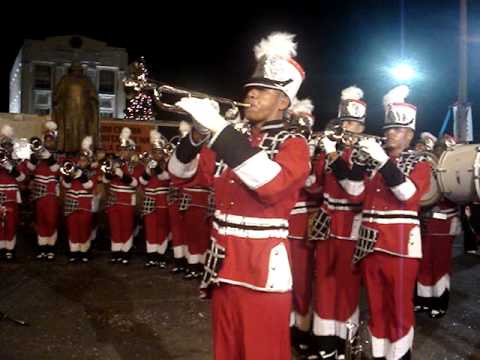 Impacto de Salvador com a ultima peça músical rock.mpg