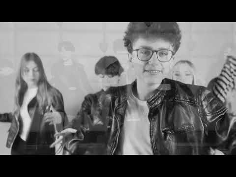 Wojtek Kaczmarek HAVE FUN [Official Video Studio Esti]