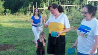 preview picture of video 'Esther Miriam Welcomes Friends from New York at Alstede Farm, Chester NJ, July 18, 2010'