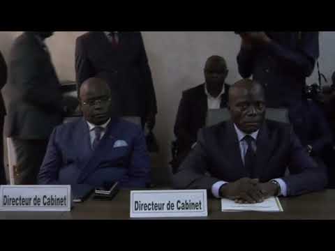 Cérémonie de passation de service entre les Ministres Noël Léonard ESSONGO et Gilbert MOKOKI