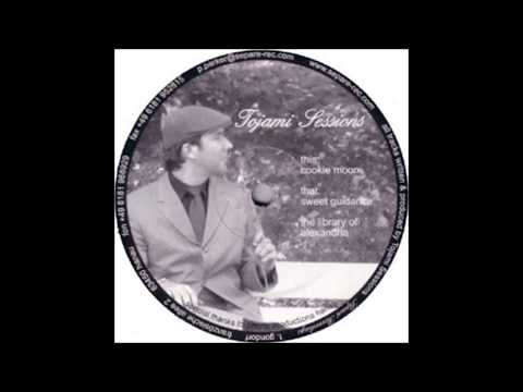 Tojami Sessions  -  Cookie Moon