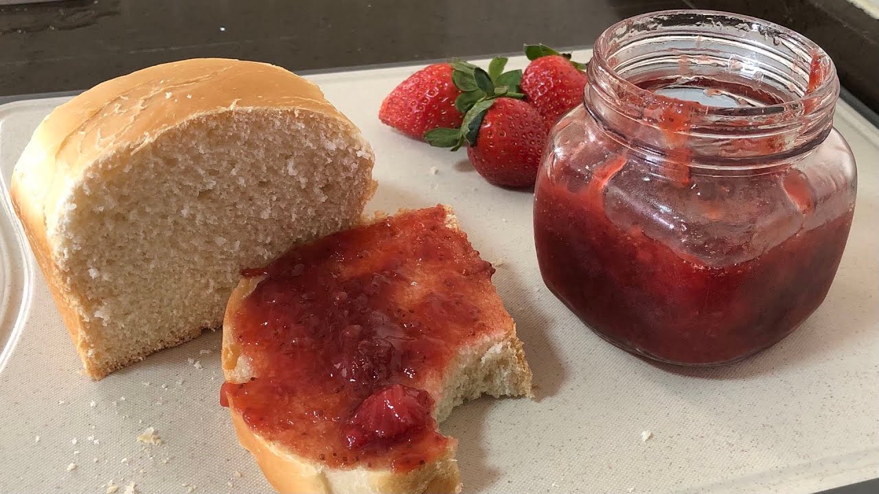 Como fazer GELEIA DE MORANGO com Açúcar Demerara & PÃO Caseiro Fofinho | Bendita Comida | Silvana