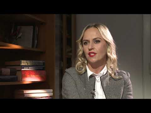 ENITA ČUSTOVIĆ, Javni nastup i komunikacijske vještine