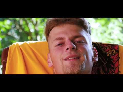 yungfakgod - “ZBOHOM SA MAJ WAU” prod. by Patrox