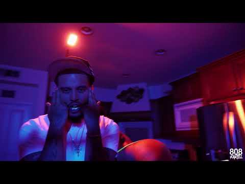 Mac Mois - Violent (Official Music Video)