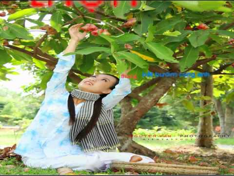 Thể hiện bởi Huỳnh Tùng