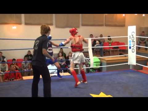 4 Anton Kuhlmann vs Ali Hussein 54kg  Upcomming Fighters 25-5-2013