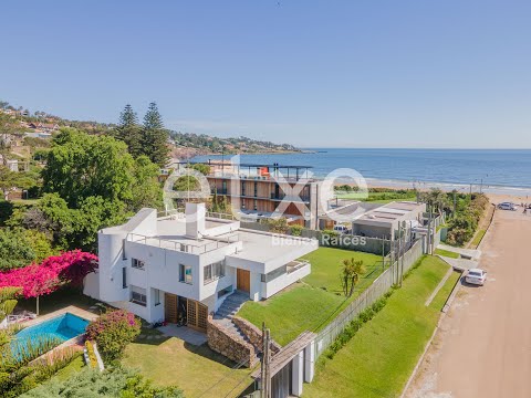 Video de YouTube - Venta de Magnífica Casa Playa Portezuelo